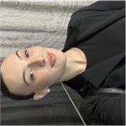 Soy una chica graduada en Bachillerato Humanístico/Letras y actual estudiante de Medicina Nuclear. 