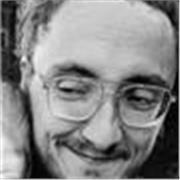 Ricercatore con più di 10 anni di esperienza, offre lezioni private di inglese per adulti e preparazione esami dell´università.