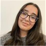 Hola! Soy Fátima 👩‍🏫 y tengo muchos años de experiencia dando clases de inglés a niños y jóvenes de Primaria, ESO y Bachillerato