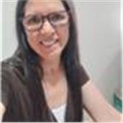 Profesora con experiencia imparte clases de contabilidad