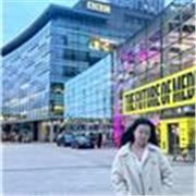  “I am a patient, structured, adaptable, and engaging native Chinese speaker with one year of teaching experience in Wuhan, China
