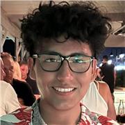 I'm an enthusiastic university alumni who is willing to help younger learners by sharing my language knowledge.