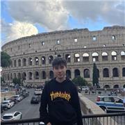 STUDENTE DEL LICEO OFFRE RIPETIZIONI PER RAGAZZI DELLE ELEMENTARI, MEDIE, materie umanistiche, LICEO, diritto, storia e filosofia