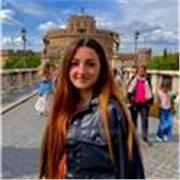 Studentessa al terzo anno di lingue e culture moderne offre ripetizioni di inglese e francese
