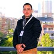 En mis clases aprenderás a diseñar estrategias efectivas que te ayudaran a guiar organizaciones y profesionales a obtener mejores resultado dentro de los distintos segmentos del mercado donde lleven a cabo su actividad
