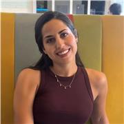 Profesora de inglés en colegio público, con experiencia en academia y apoyo escolar en matemáticas, lengua y francés. Z/Nervión-CJ