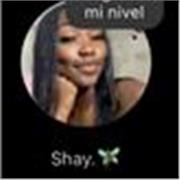 Profesora de apoyo escolar para niños de forma online