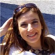 Migliora il tuo inglese e la tua pronuncia con me! Appena rientrata in Italia dopo anni vissuti nel Regno Unito, offro lezioni di inglese online per ragazzi/e e adulti
