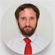 Profesor de finanzas e inversor bursátil que puede dar formación a personas de todos los niveles educativos y edades.