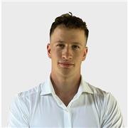 Neolaureato in lingue orientali recentemente rientrato in Italia dopo un anno di studio in Cina, offro lezioni di cinese