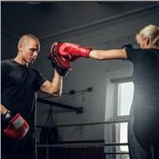 Doy clases particulares de boxeo, Kick boxing, mma , tengo material, sala para poder hacer la clase , me puedo desplazar, tengo muchos años de experiencia, me adapto a tus necesidades