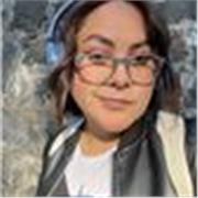 Maestra especializada en enseñanza de la filosofía, acompañamiento en lectura y hermenéutica de textos filosóficos