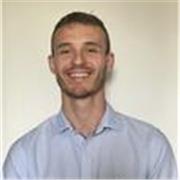 Bonjour, je m'appelle Edouard, j'ai 24 ans et je suis disponible pour enseigner l'anglais, la géographie, ou autre !
