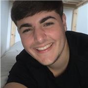 Estudiante de bachillerato ofrece clases para primaria en Málaga