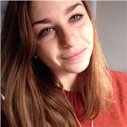 Studentessa universitaria con esperienza offre ripetizioni e aiuto compiti per elementari, medie (tutte le materie) e superiori (materie umanistiche, italiano, inglese, storia, geografia