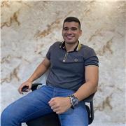 Profesor de arte con experiencia en clases para niños y adultos de manera virtual o presencial