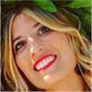 Offro lezioni di Italiano, Inglese, Spagnolo a ragazzi/adulti. Sono laureata in lingue presso Università Ca foscari di Venezia.