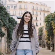 Alumna que acaba de acabar bachillerato y procuro que las clases no sean muy mecánicas sino un poco divertidas