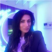 Sono laureata in linguistica e in scienze della comunicazione 
Ho certificazione C2Inglese e certificazioni informatiche