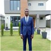 Enseignant de philosophie dans les lycées et collèges du Bénin. 