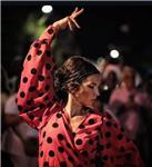 Sevillanas (con palillos-opcional) / Iniciación al baile flamenco
Clases particulares/parejas/pequeños grupos