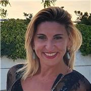 Insegnante bilingue di Francese e Counselor impartisce lezioni di lingua e cultura francese