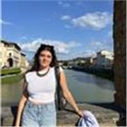 Estudiante de ingeniería agroalimentaria ofrezco ayuda con tareas del colegio o instituto e idiomas. 