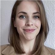 Spanisch-Tutor, für allen Alternsgruppen. Online Unterricht mit einer uruguayischen Lehrerin :)