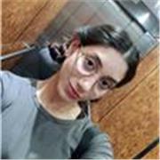 Profesora de inglés con B2 con experiencia enseñando a una niña de 13 años ayudándola no solo a aprobar sino mejorar sus notas.
