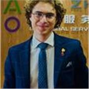 Be brave and come with me on this journey where I share with you my passion and love for French! 