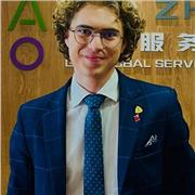 Be brave and come with me on this journey where I share with you my passion and love for French!