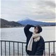 Englisch-Tutorin, die Kinder aller Altersgruppen unterrichtet !  