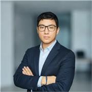 Tutor de física, matemáticas y programación para estudiantes de secundaria y universidad.