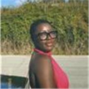 Soy Nyima, tengo 21 años y que vive en Galicia hace 9 años. Soy originalmente de Gambia donde unos de los idiomas es inglés. 
