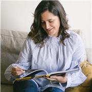 Laureanda en insegnante de inglese per le bambini e spagnolo