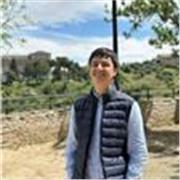 Estudiante de Ingeniería de Computadores da clases online de programación 