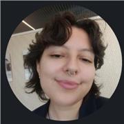 Profesora titulada en Literaturas Comparadas con posibilidad de impartir Lengua y Literatura, Historia, Filosofía...