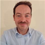 Madrelingua inglese con oltre 10 anni di esperienza in tutte le forme di preparazione a tutti i livelli.