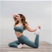 Personal Trainerin und Health Coach mit Mentaltraining Ausbildung bietet effektives Training und Nachhilfe in Sachen Sport