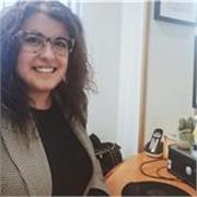 Soy una profesional de la economía con 10 años de experiencia. Imparto clases online de administración de empresas o economía.