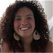 Professora particular de inglês com experiência de ensino para crianças e adolescentes
