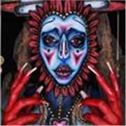 Profesora titulada en maquillaje profesional con experiencia de 7 años. Aprende fácil y divertido conmigo. Para todas las edades 