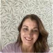 Profesora con más de 25 años de experiencia en Lengua y Literatura dispuesta a dar clases a alumnos de Primaria y Secundaria. 