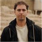 Graduado en Criminología y Ciberseguridad con más de 7 años de experiencia dando clases de matemáticas y física y química 