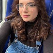 Deutsch-Englisch Tutorin für Leute, die ihre Sprachkenntnisse verbessern möchten bzw. Kinder und Schüler*innen