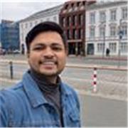 Engineering Student Offering Mathematics Tutoring through live examples