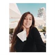 Me considero una mujer activa, resolutiva, dedicada y sobre todo responsable