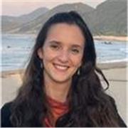 Profesora titulada en Historia del Arte, con experiencia impartiendo clases de Geografía, Historia, Filosofía y Arte.