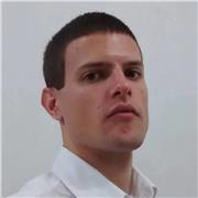 Bacharel em Direito e Especialista em Educação em Direitos Humanos