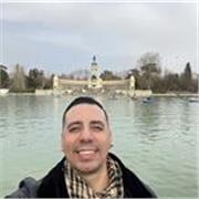 Imparto clases de Historia del Arte . Soy un profesor apasionado y consecuente con la enseñanza según el nivel que le interese al alumno